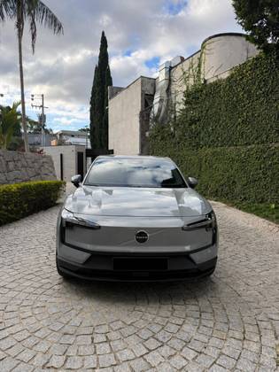 VOLVO EX30 51 KW ELÉTRICO CORE